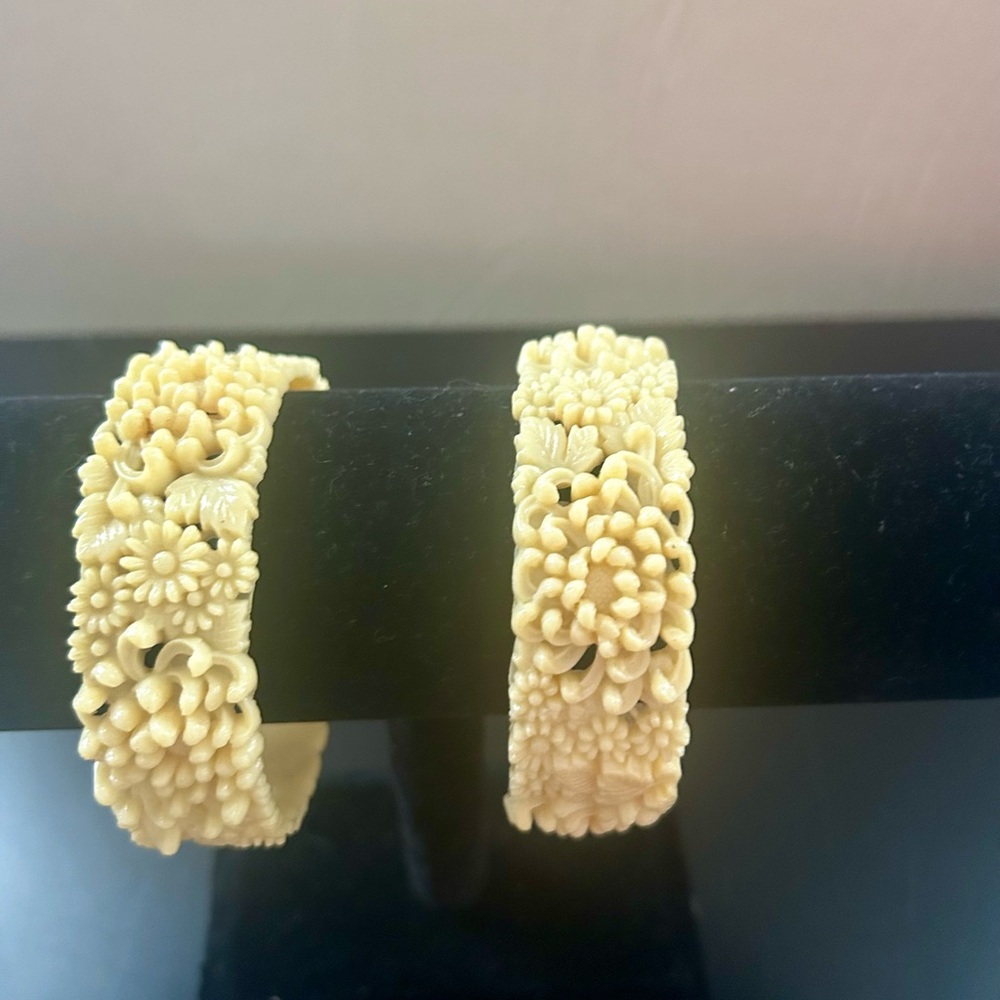 Vintage 1940s/1950s celluloid bangles - Picture 4 of 4